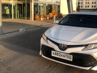 Автомобиль TOYOTA CAMRY 2020г. 4-местный