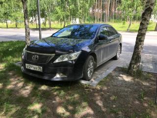  Автомобиль Toyota Camry