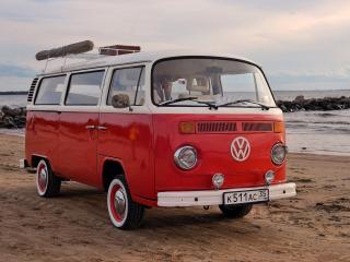 VW T2 Bulli Red