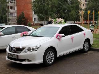 Автомобиль TOYOTA Camry 2012г. 4-местный
