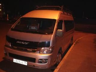 Микроавтобус TOYOTA НIАСЕ 2006г. 14-местный