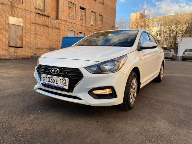 Автомобиль HYUNDAI Solaris 2019г. 5-местный