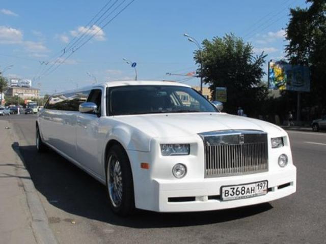 Лимузин CHRYSLER 300C 2005г. 11-местный