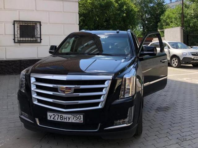 Автомобиль CADILLAC Escalade 2016г. 4-местный