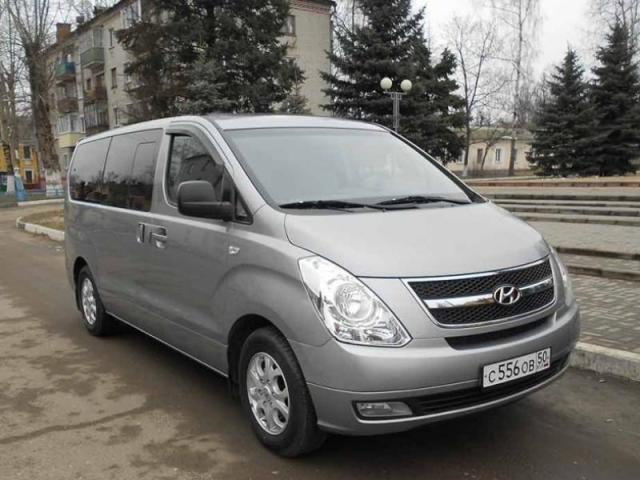Минивэн HYUNDAI H1 2010г. 7-местный