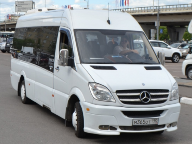 Микроавтобус MERCEDES-BENZ Sprinter D-515CDI 2011г. 20-местный