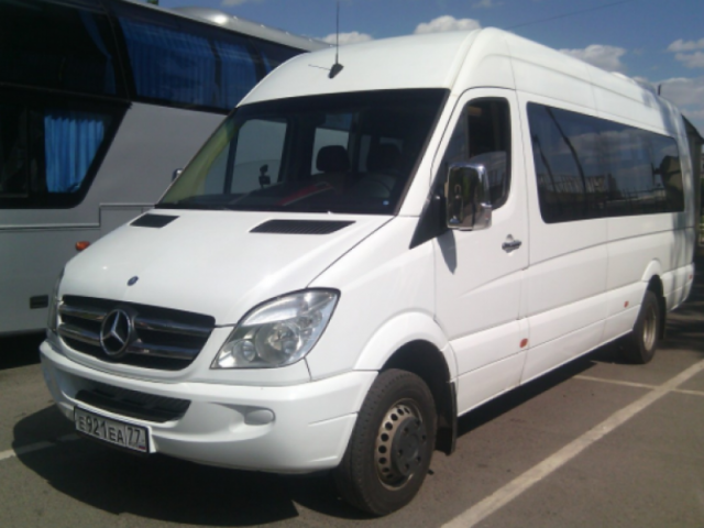 Микроавтобус MERCEDES-BENZ Sprinter D-515CDI 2012г. 20-местный
