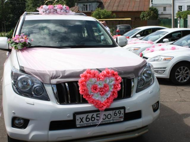 Автомобиль TOYOTA Land Cruiser Prado 150 2011г. 4-местный
