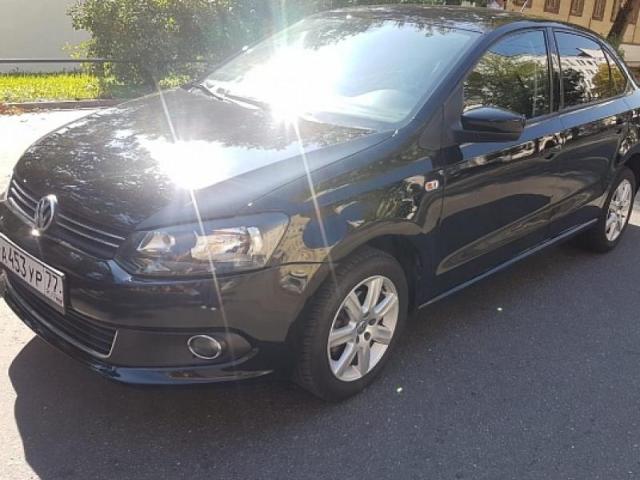 Автомобиль VOLKSWAGEN Polo 2011г. 5-местный