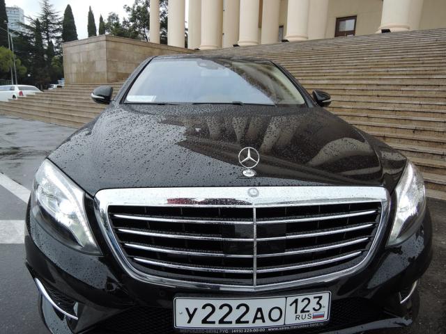 Представительский седан Mercedes-Benz S500