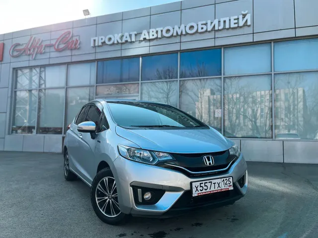 Honda Fit v1.5 Hybrid