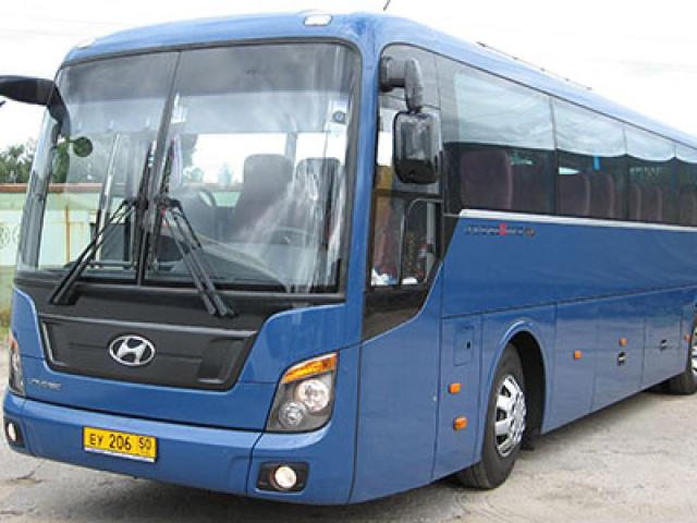 Автобус HYUNDAI Universe Luxury 2011г. 43-местный
