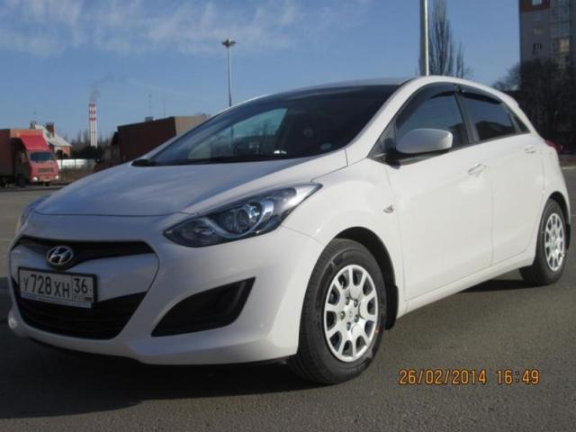 Автомобиль HYUNDAI i30 2013г. 3-местный