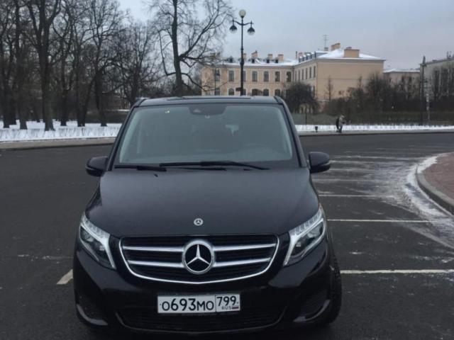 Минивэн MERCEDES-BENZ V-класс 2018г. 8-местный